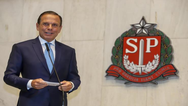 João Doria toma posse e assina PL para extinguir seis empresas públicas
