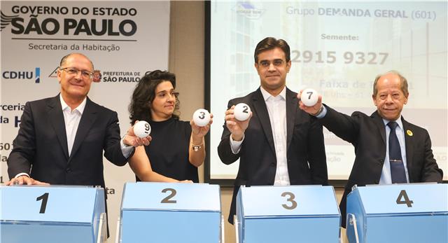 626 apartamentos são sorteados no centro em inédita PPP da Habitação