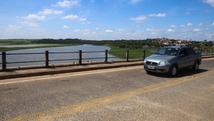 Em Anhembi, nova ponte trará mais agilidade para o tráfego de comboios 