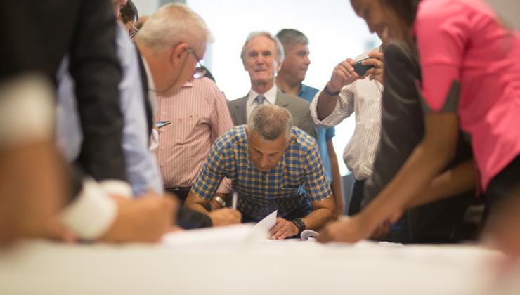 Alckmin assina 100 convênios e 90 cidades terão R$ 18,9 milhões em investimentos